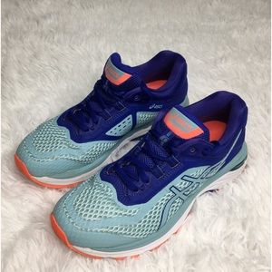 Asics Women's GT-2000 6  Running Shoes Size 7